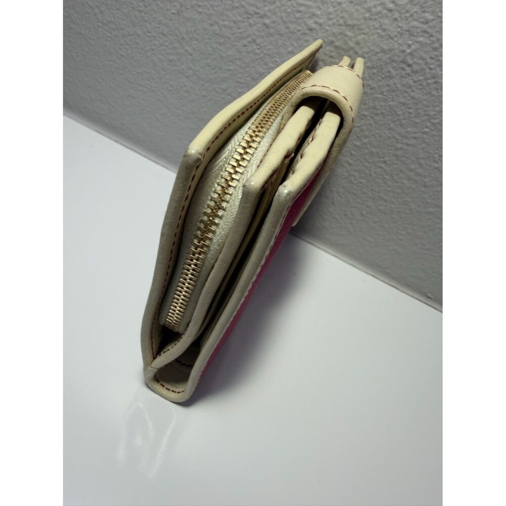 Gucci Raspberry Canvas Wallet with Cream Trim and Script Logo - Picture 5 of 16